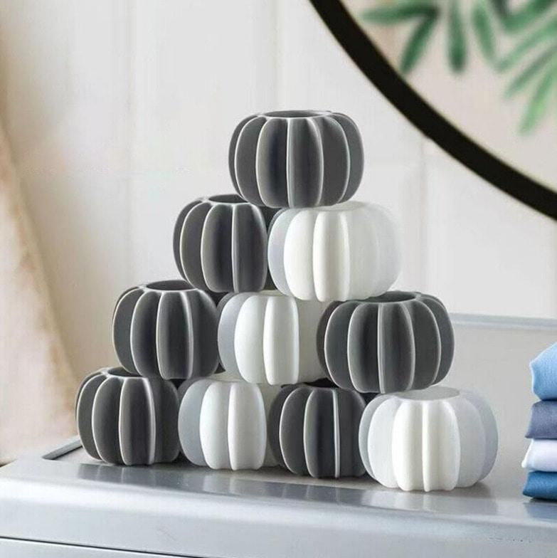 5 PCS Laundry Washing Balls – Powerful Cleaning Without Chemicals